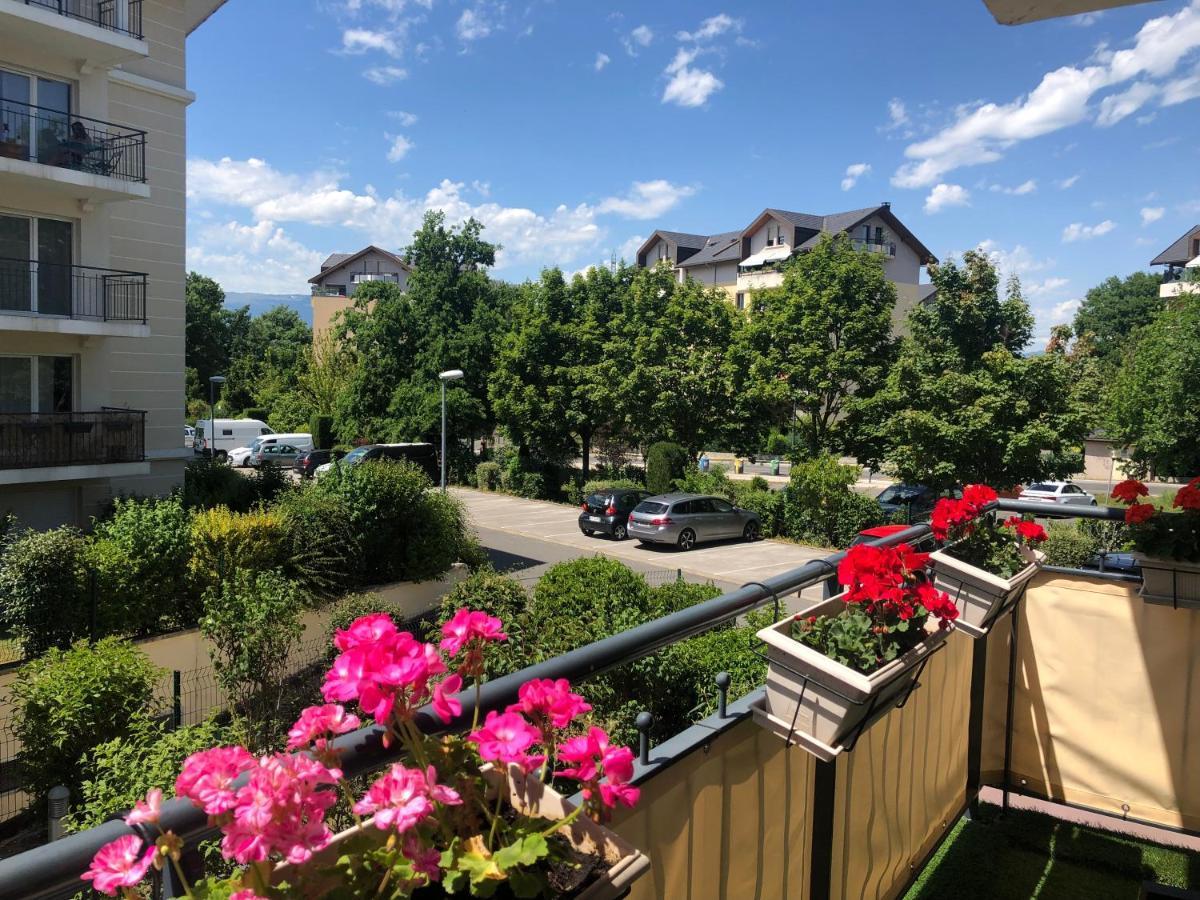 Beautiful Apartment Near Geneva Saint-Julien-en-Genevois Eksteriør bilde